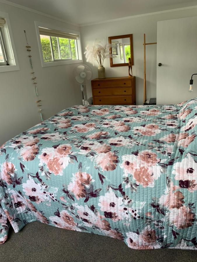 Taurikura Bay Relax And Explore Whangarei Heads Exterior photo