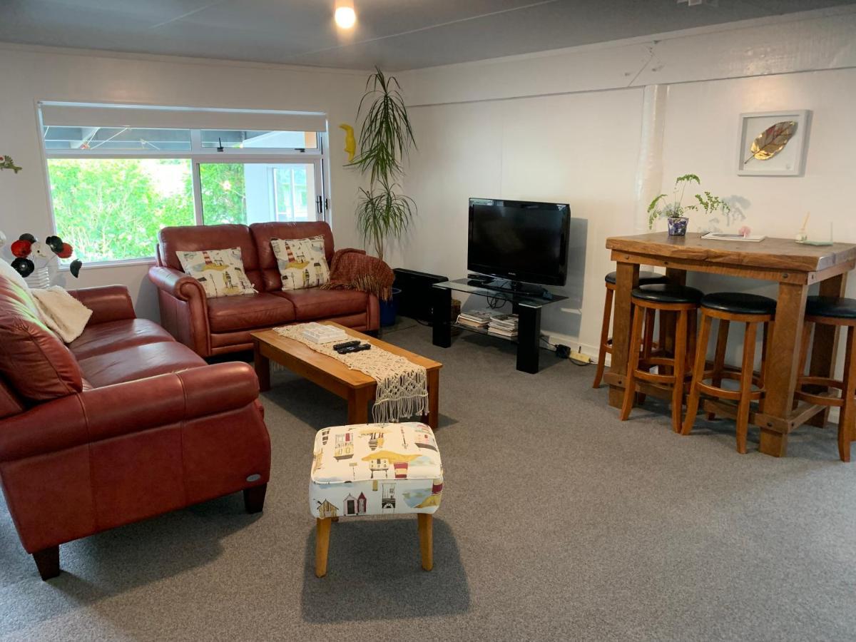 Taurikura Bay Relax And Explore Whangarei Heads Exterior photo
